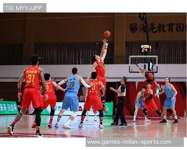 曼恩火力全开7投6中三分球完美表现助力球队拿下15分与3个篮板