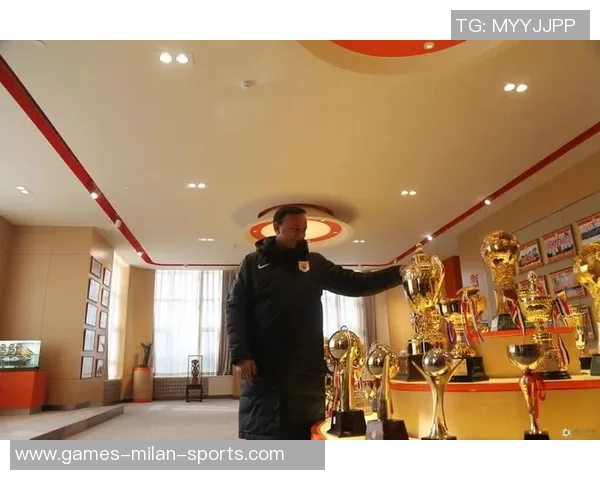 泰山功勋外援巴力斯塔重温旧梦在表演赛中闪耀破门展现默契