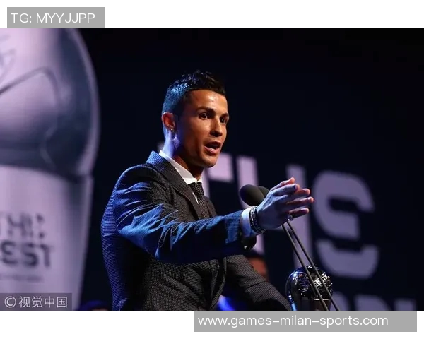 塞梅尼奥在报纸整版广告中深情感谢球迷支持展现真挚情义